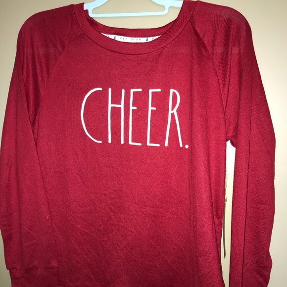 NWT Christmas Rae Dunn Christmas Pajama Set.  Size Medium - Picture 1 of 4